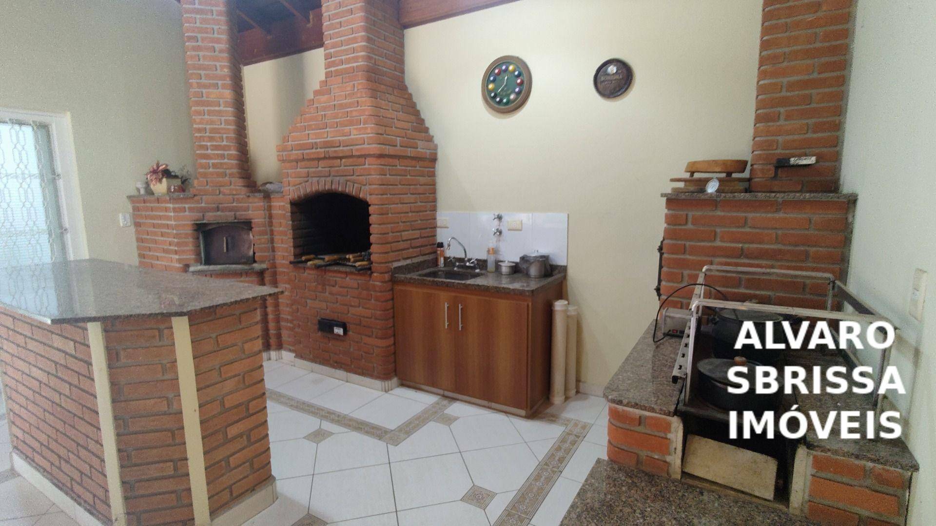 Chácara à venda com 3 quartos, 258m² - Foto 3