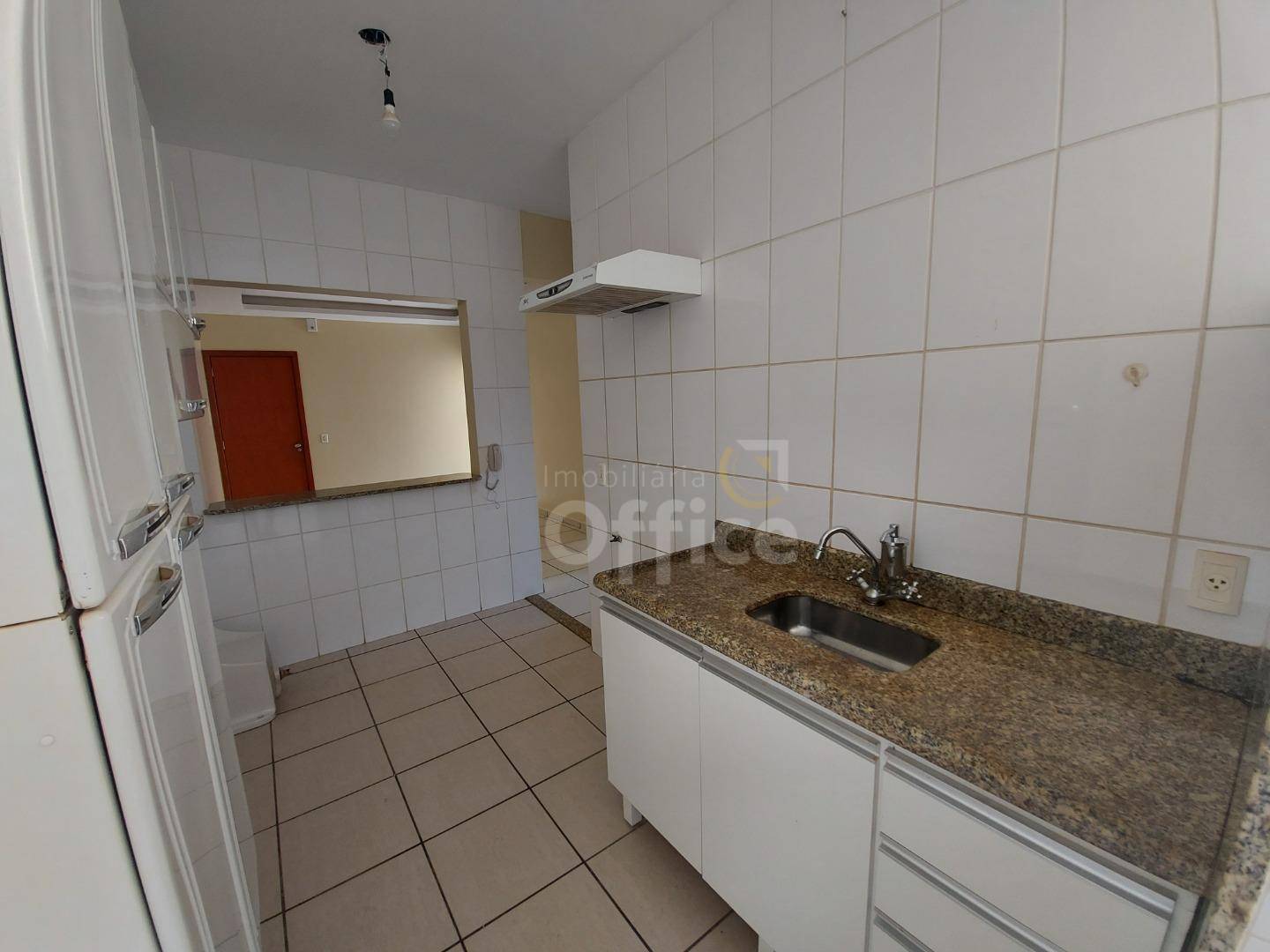 Apartamento para alugar com 2 quartos, 70m² - Foto 8