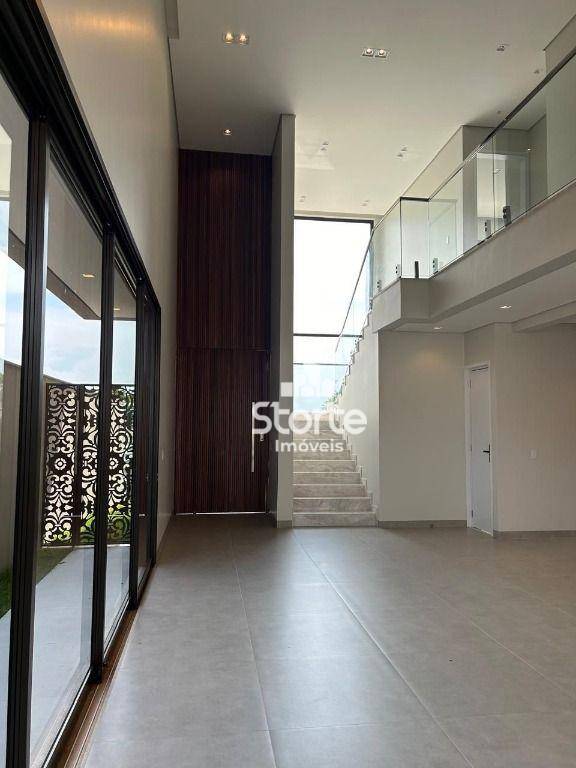 Casa de Condomínio à venda com 4 quartos, 307m² - Foto 9