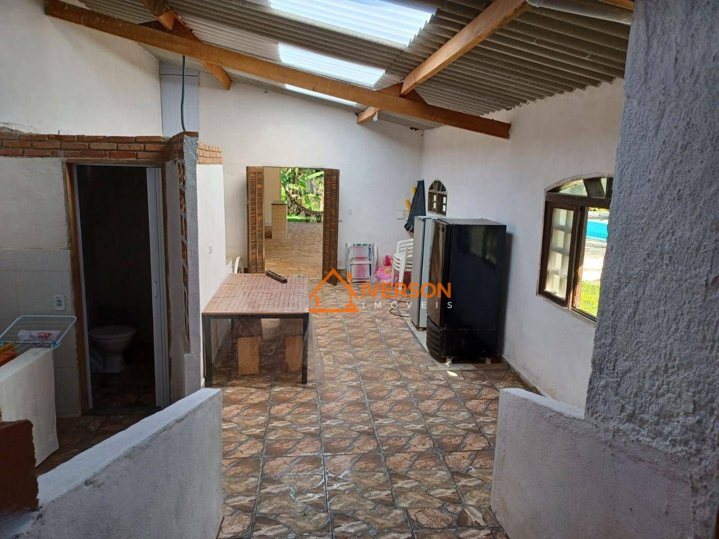 Chácara à venda e aluguel com 4 quartos, 300m² - Foto 20