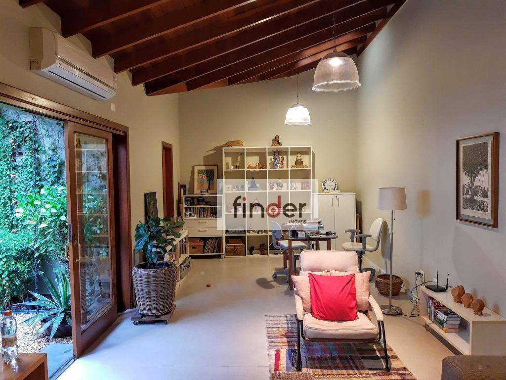 Casa à venda com 3 quartos, 240m² - Foto 17