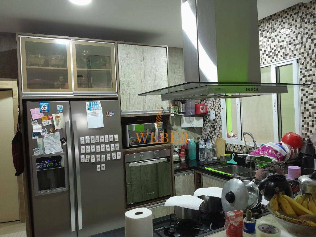 Sobrado à venda com 2 quartos, 253m² - Foto 23