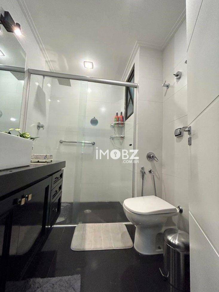 Apartamento à venda com 4 quartos, 130m² - Foto 13