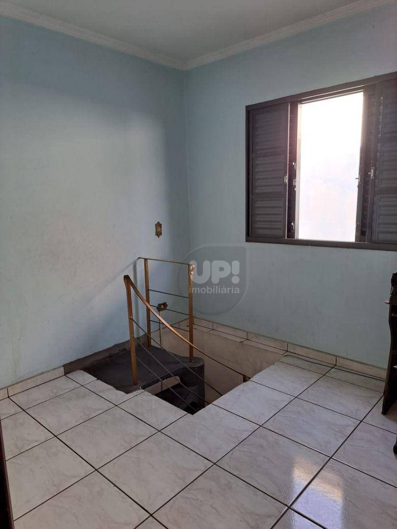 Casa à venda com 2 quartos, 69m² - Foto 8