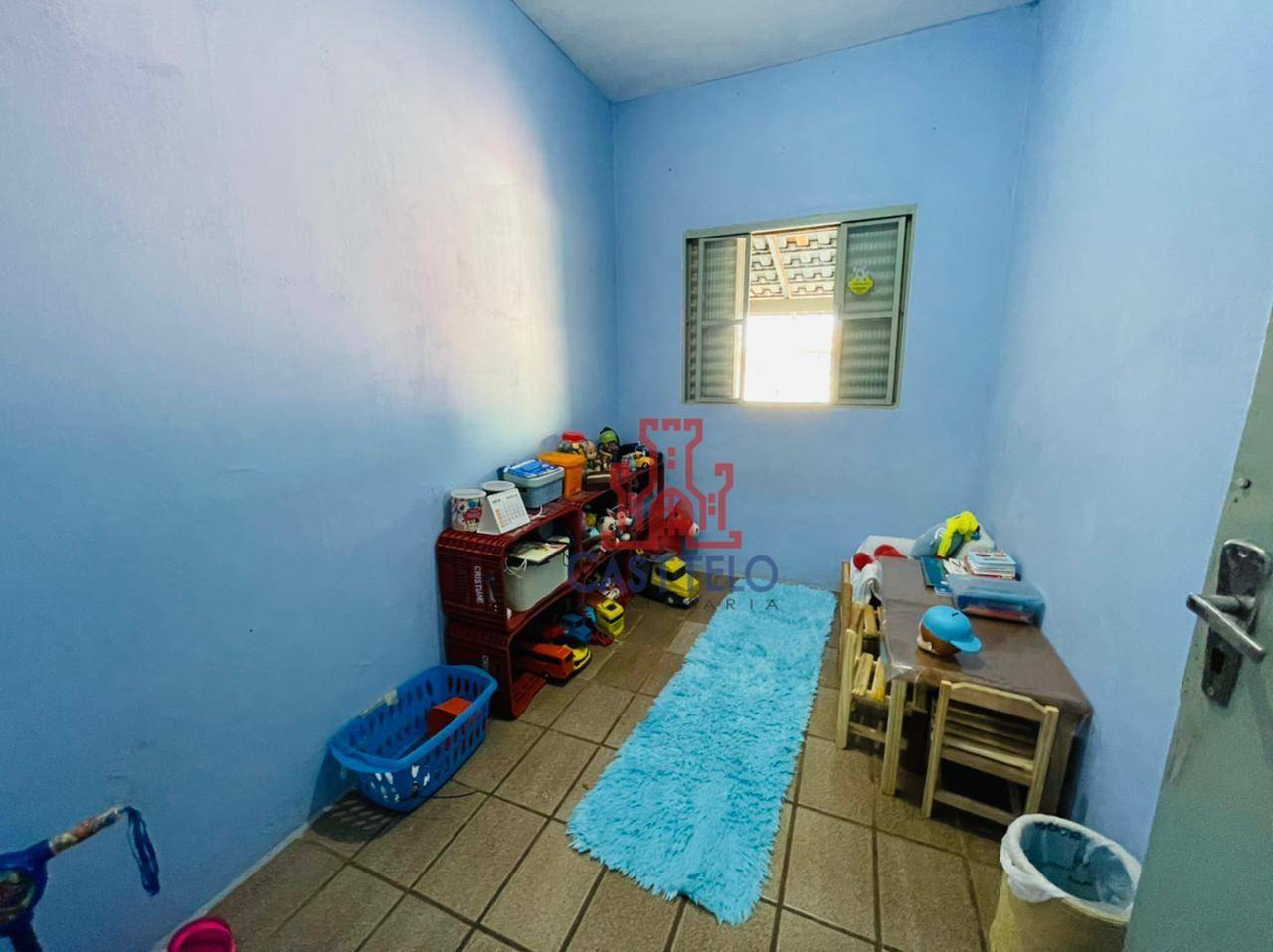 Casa à venda com 2 quartos, 60m² - Foto 5