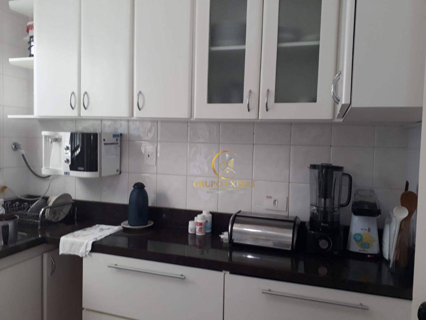 Apartamento à venda com 2 quartos, 104m² - Foto 2