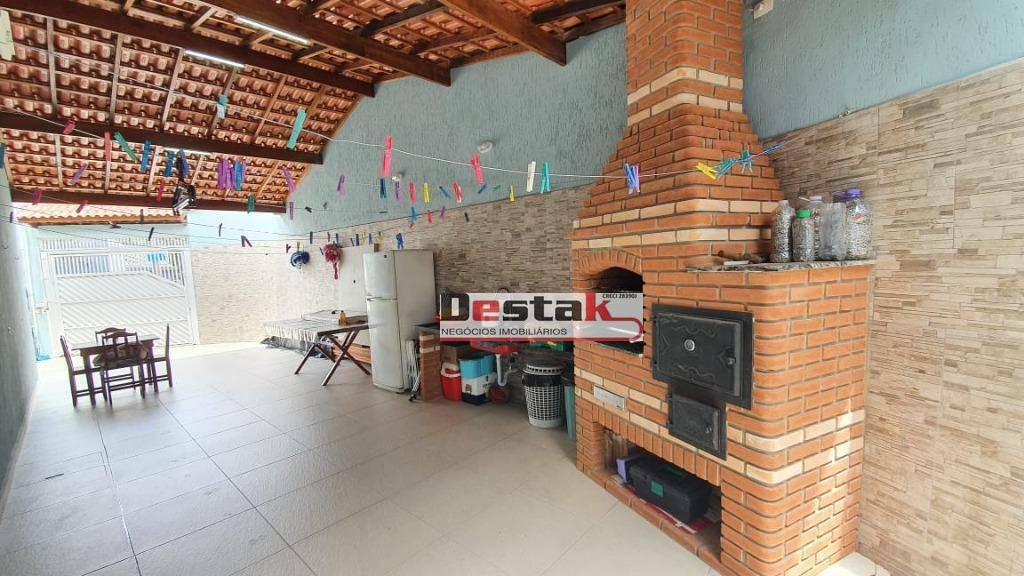 Casa à venda com 3 quartos, 180m² - Foto 10