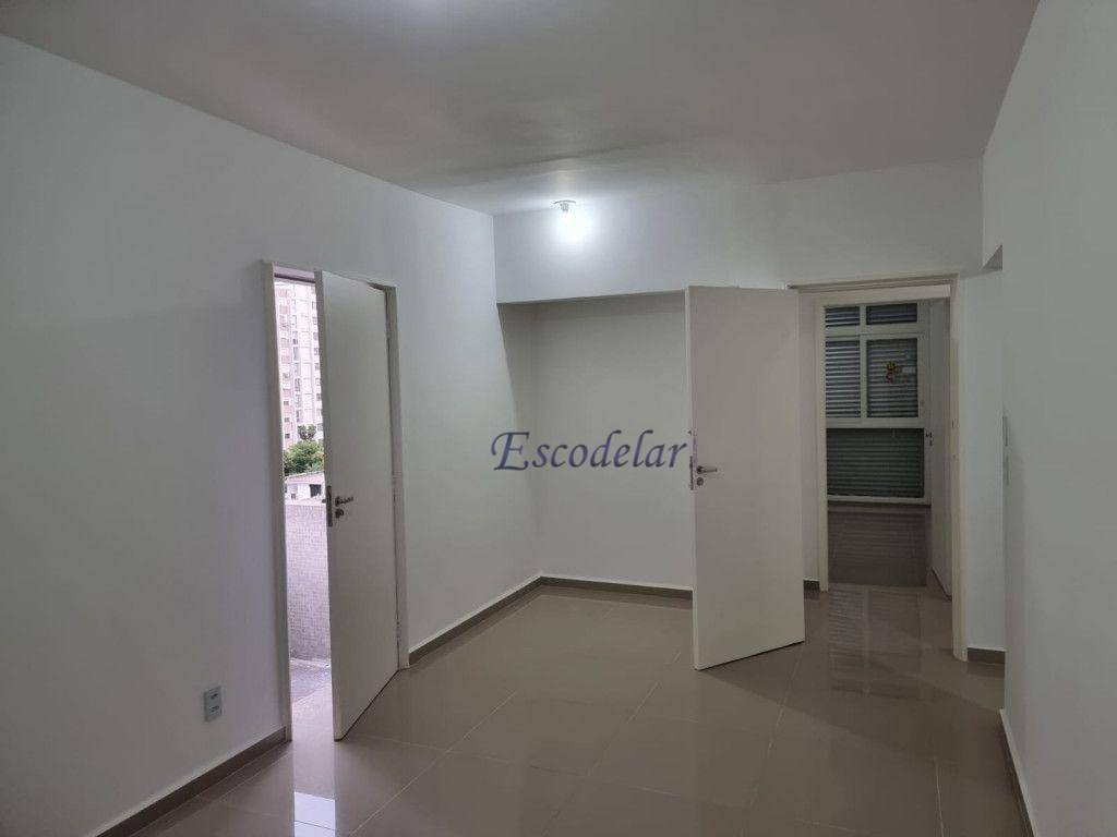 Apartamento à venda com 3 quartos, 135m² - Foto 13