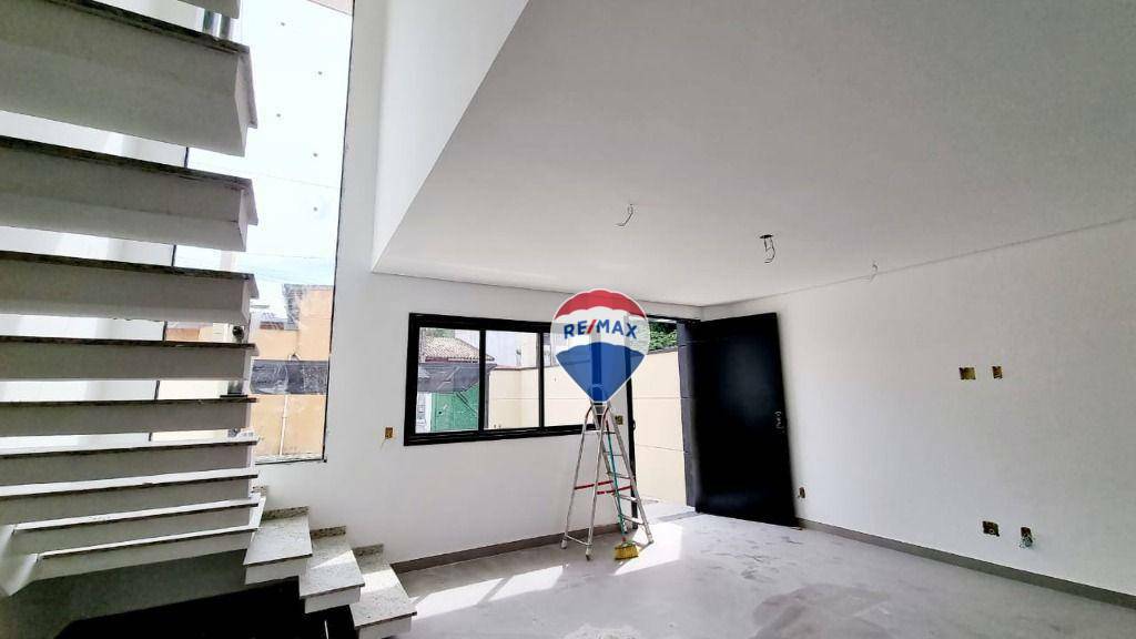 Casa à venda com 3 quartos, 100M2 - Foto 3