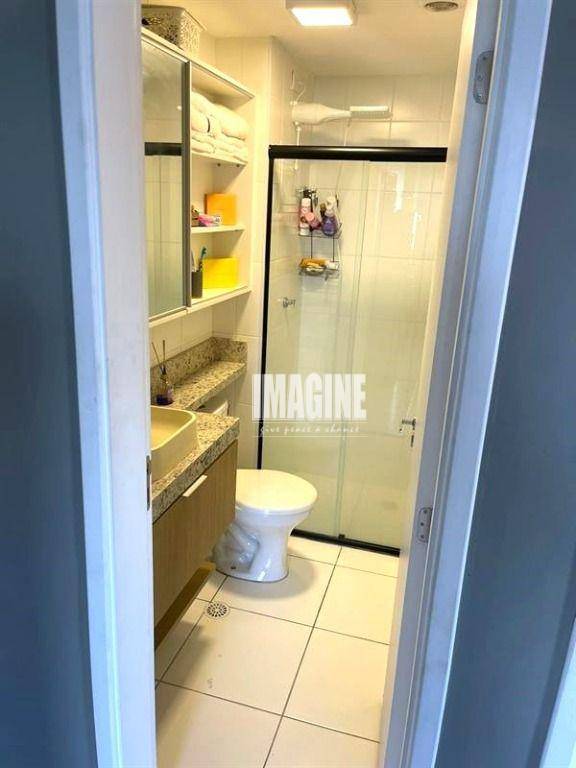 Apartamento à venda com 2 quartos, 41m² - Foto 10