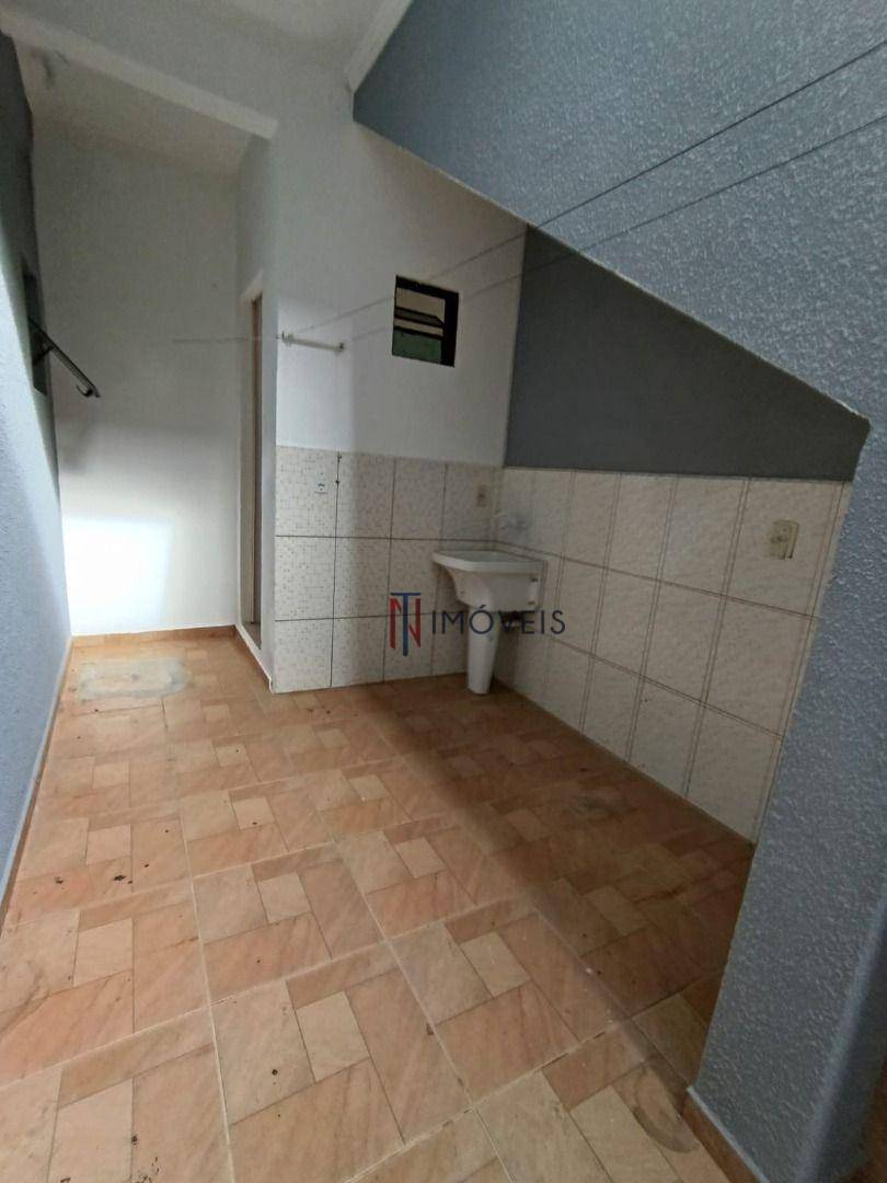 Casa para alugar com 2 quartos, 60M2 - Foto 21