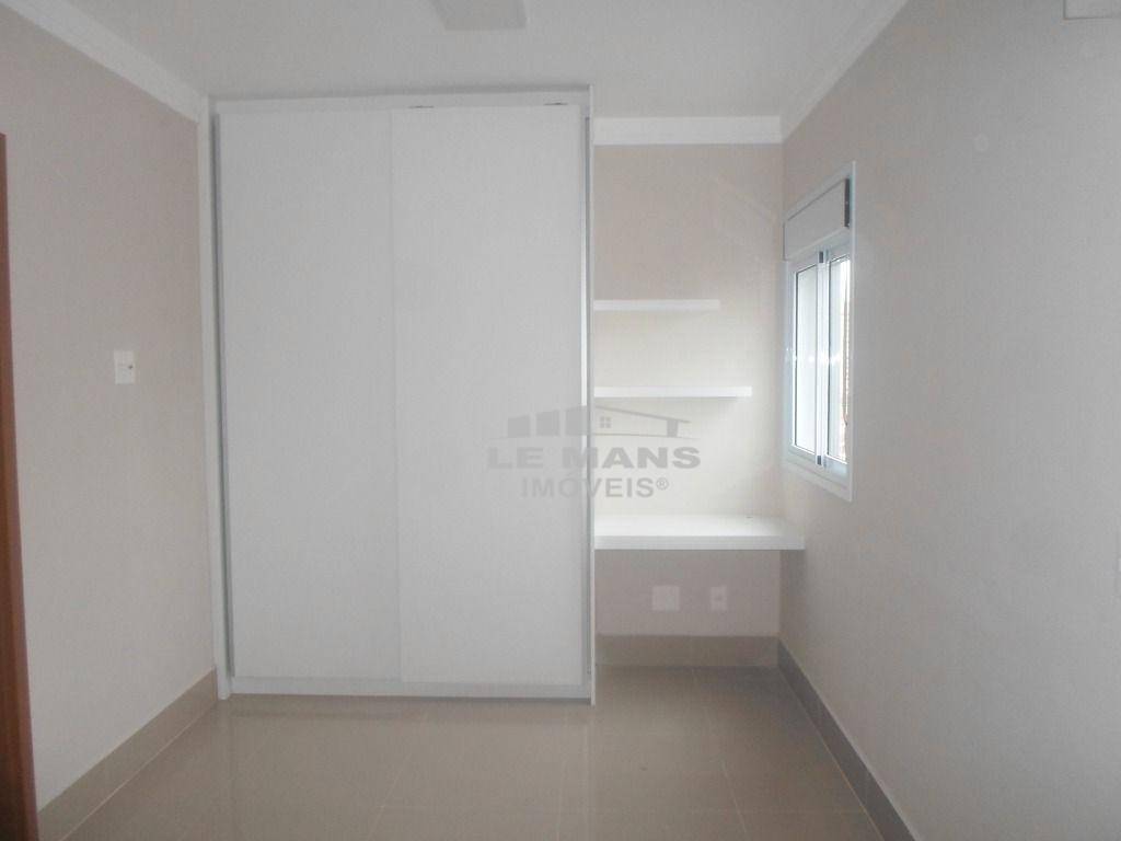 Apartamento para alugar com 1 quarto, 34m² - Foto 4