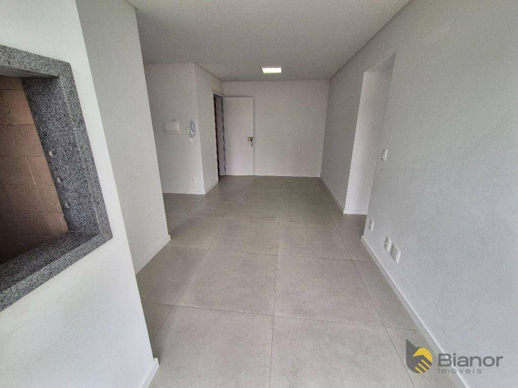 Apartamento para alugar com 2 quartos, 56m² - Foto 7