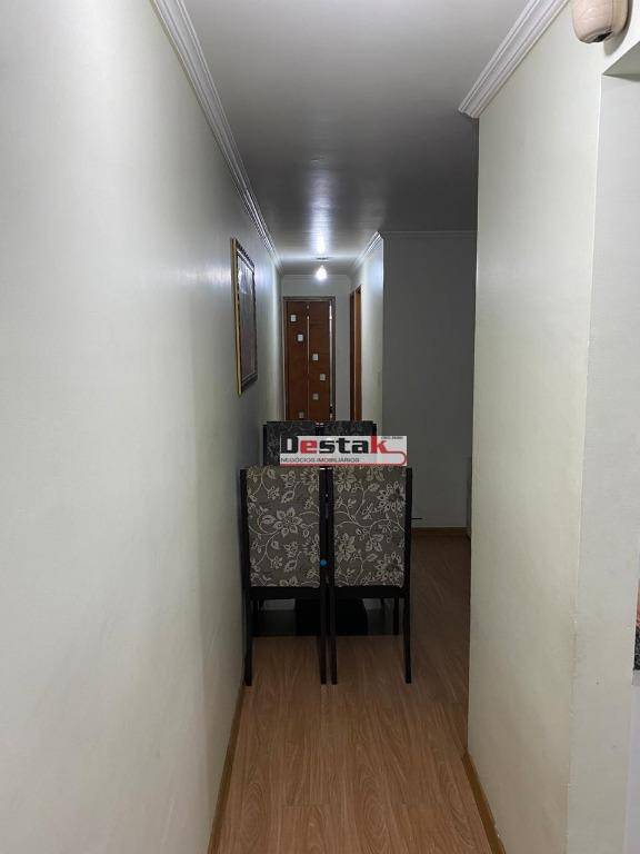 Apartamento à venda com 2 quartos, 50m² - Foto 19