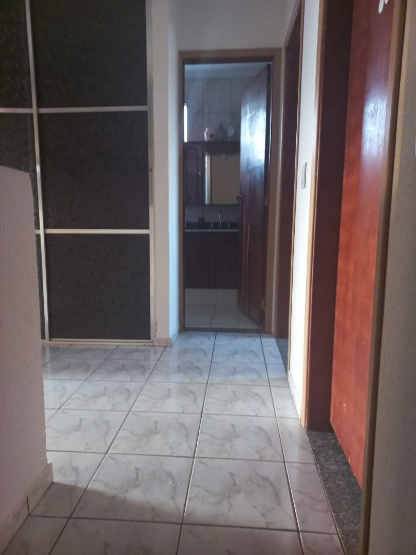 Casa à venda com 3 quartos, 150m² - Foto 12