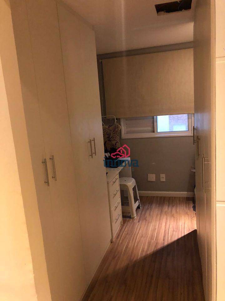 Apartamento à venda com 2 quartos, 77m² - Foto 12