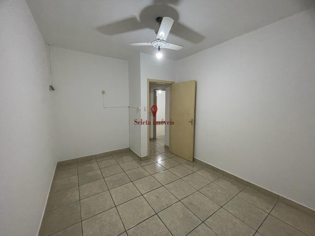 Casa à venda com 3 quartos, 112m² - Foto 9