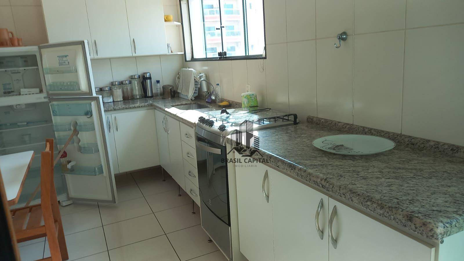 Apartamento à venda e aluguel com 3 quartos, 137m² - Foto 9