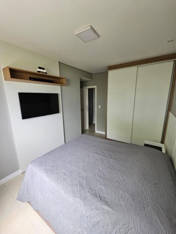 Apartamento à venda com 2 quartos, 75m² - Foto 10