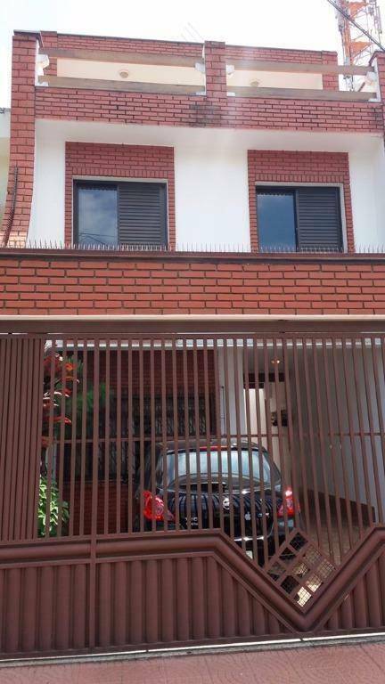 Sobrado à venda com 4 quartos, 250m² - Foto 1