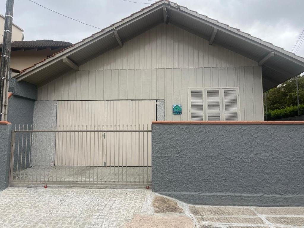 Casa, 2 quartos, 142 m² - Foto 1