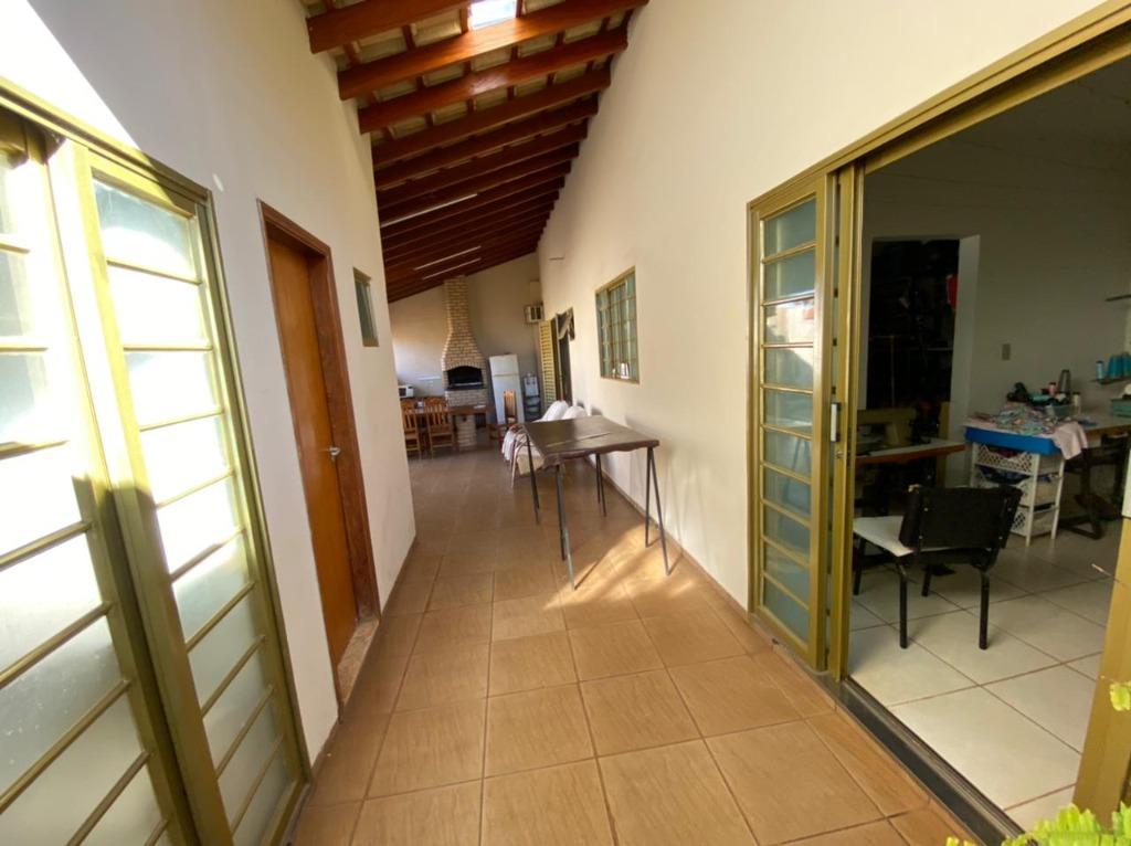 Casa à venda com 5 quartos, 190m² - Foto 19