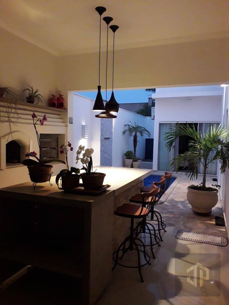 Casa à venda com 3 quartos, 202m² - Foto 20