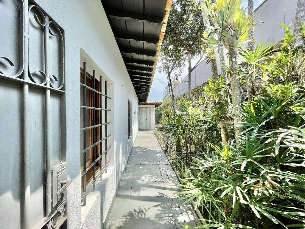 Casa de Condomínio à venda com 4 quartos, 548m² - Foto 48