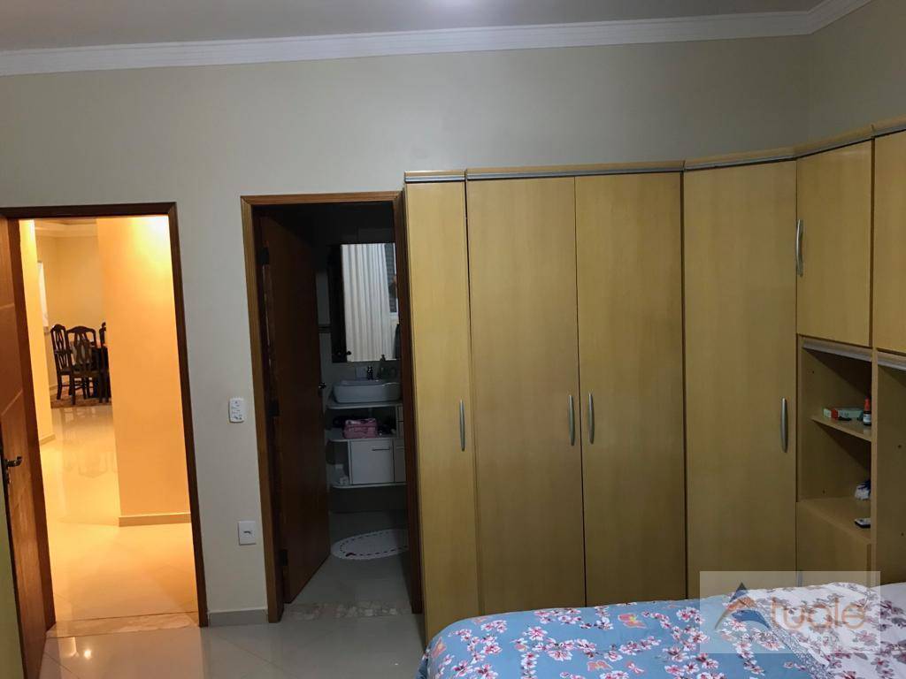 Chácara à venda com 6 quartos, 345m² - Foto 43