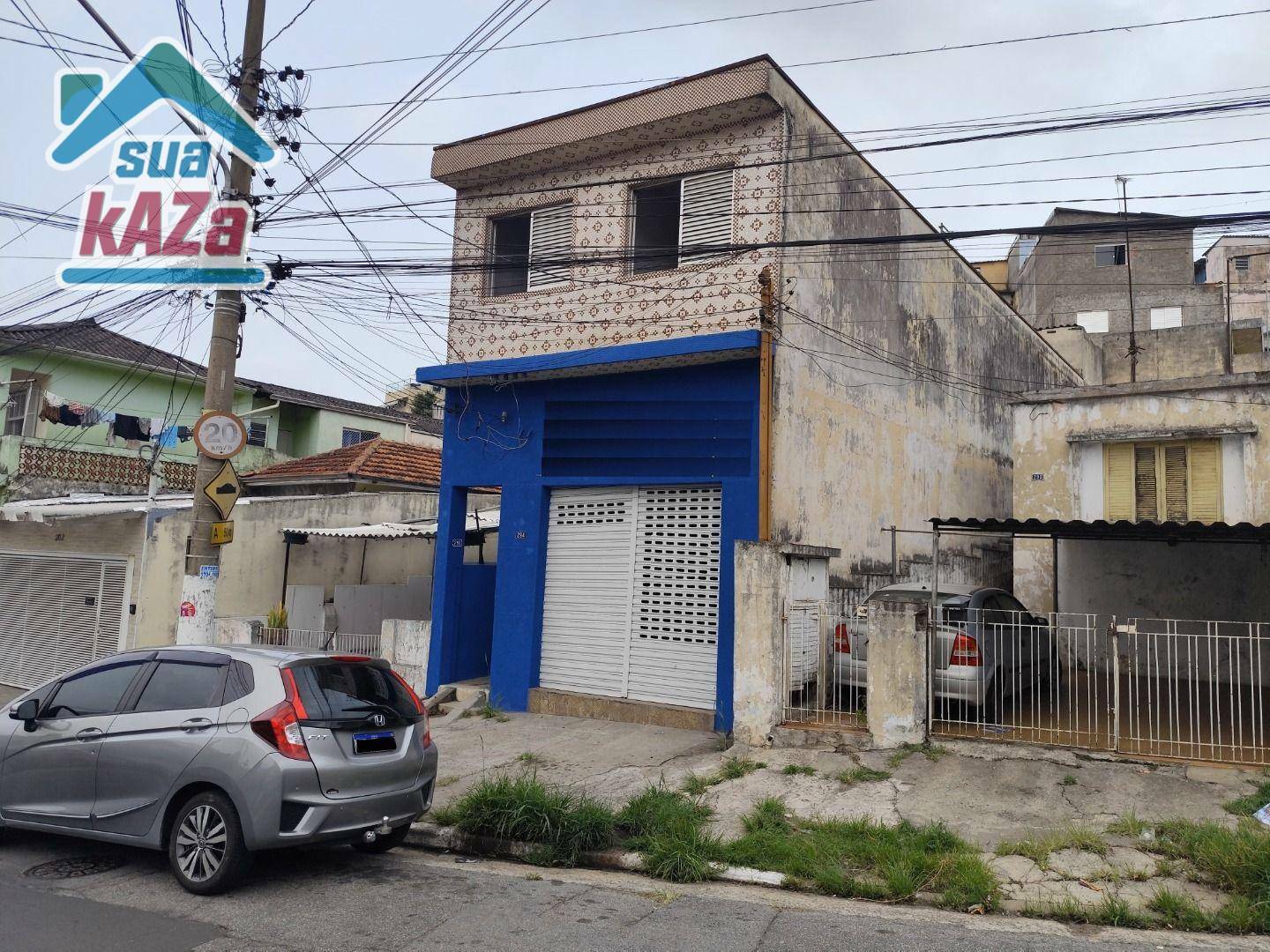 Casa à venda com 6 quartos, 210m² - Foto 1