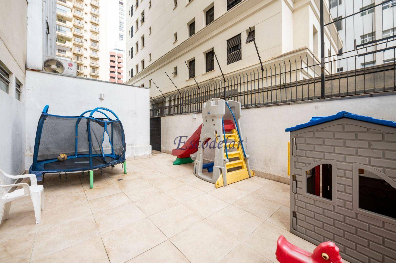 Apartamento à venda com 3 quartos, 240m² - Foto 28