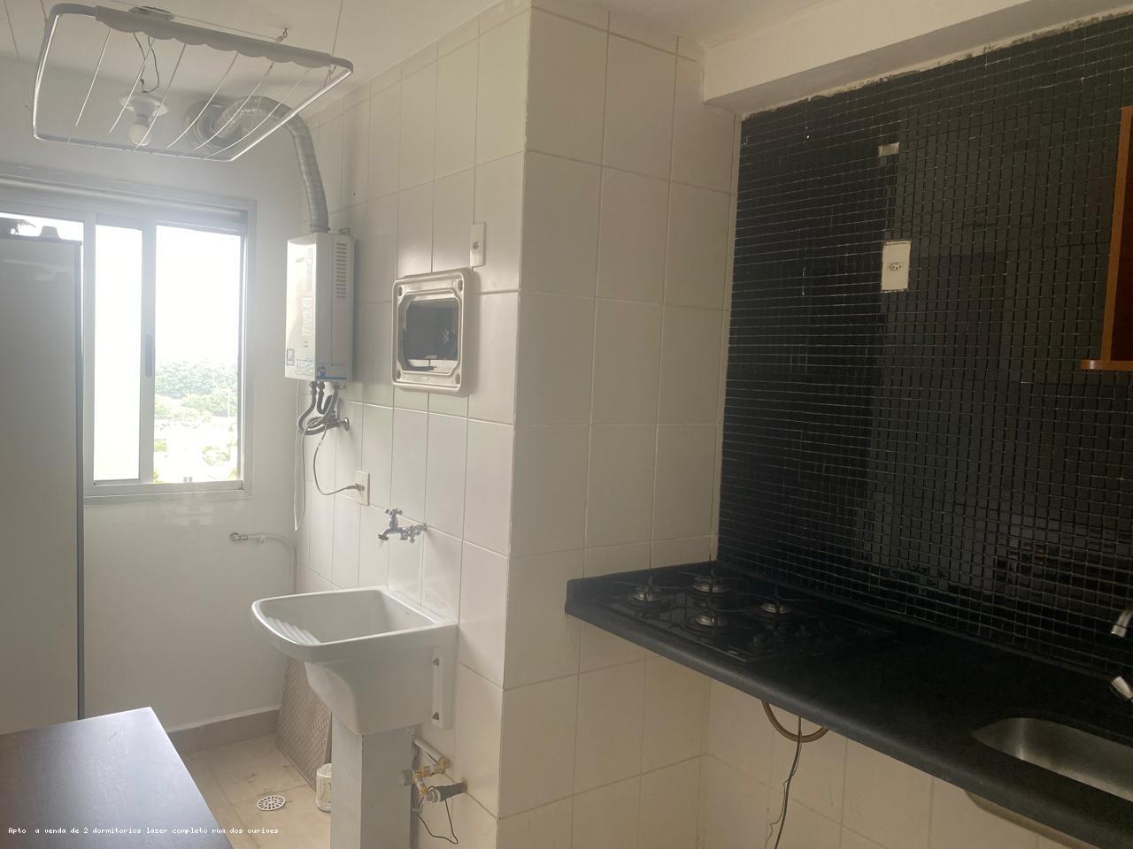 Apartamento à venda com 2 quartos, 52m² - Foto 13