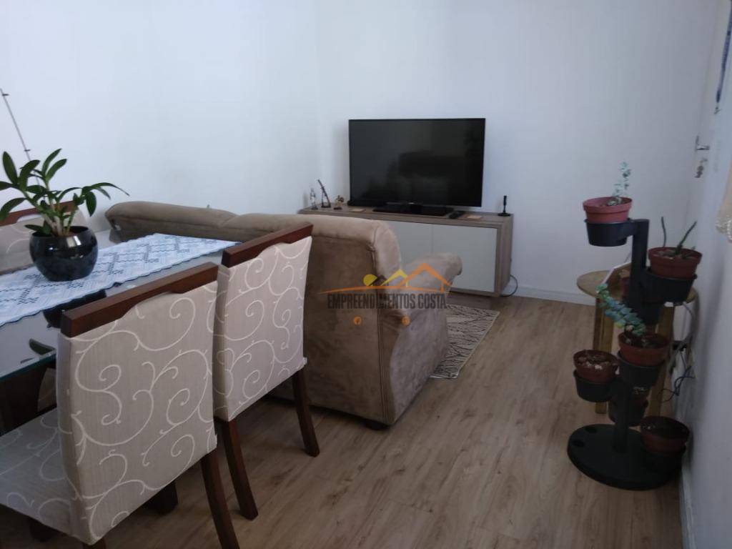 Apartamento à venda com 2 quartos, 46m² - Foto 4