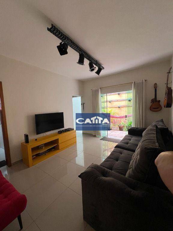 Casa, 2 quartos, 67 m² - Foto 1