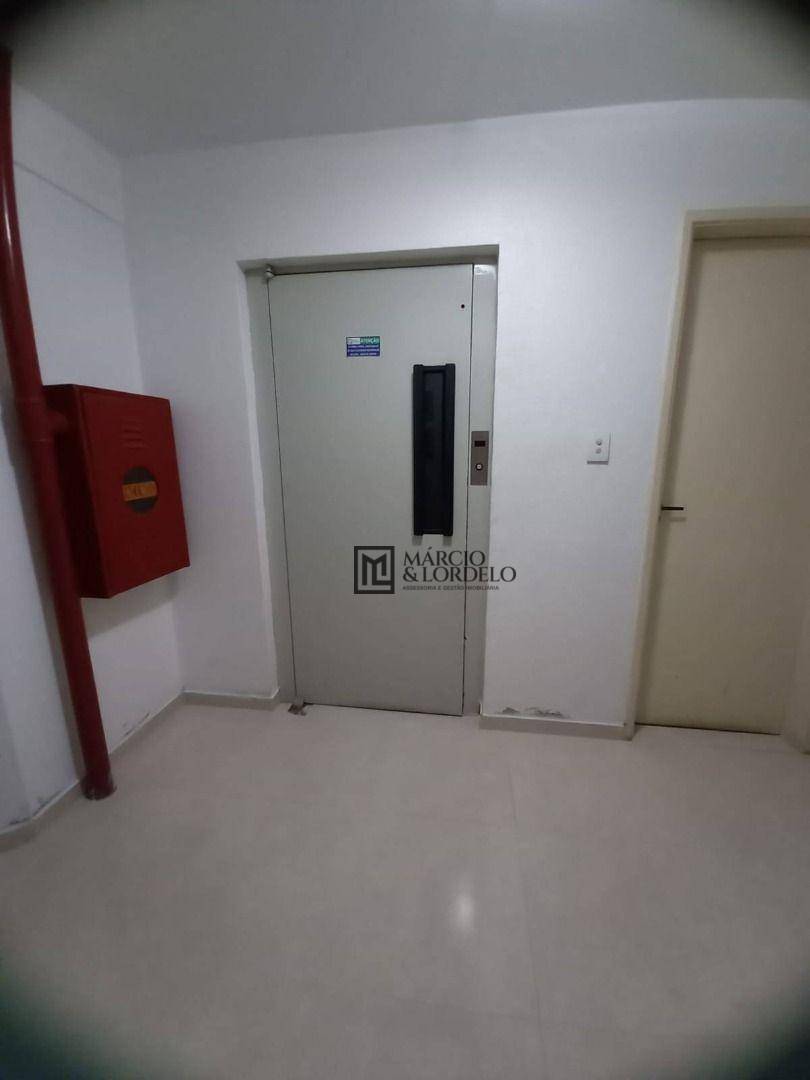 Apartamento à venda com 2 quartos, 65m² - Foto 7