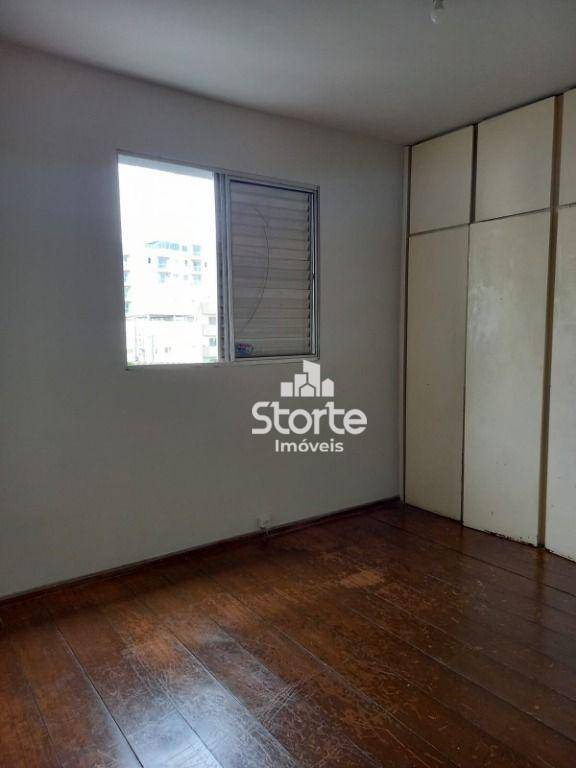 Apartamento à venda com 3 quartos, 142m² - Foto 6