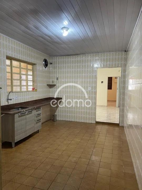 Casa para alugar com 2 quartos, 120m² - Foto 8