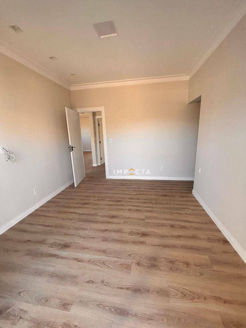 Casa à venda com 4 quartos, 385m² - Foto 19