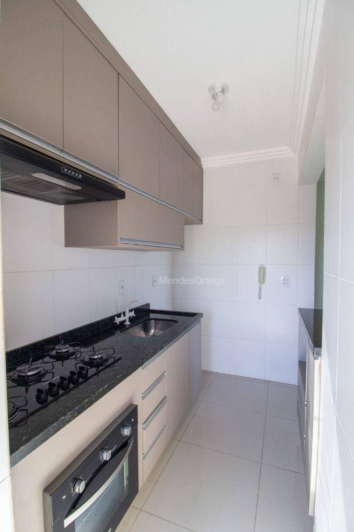 Apartamento à venda com 2 quartos, 82m² - Foto 11