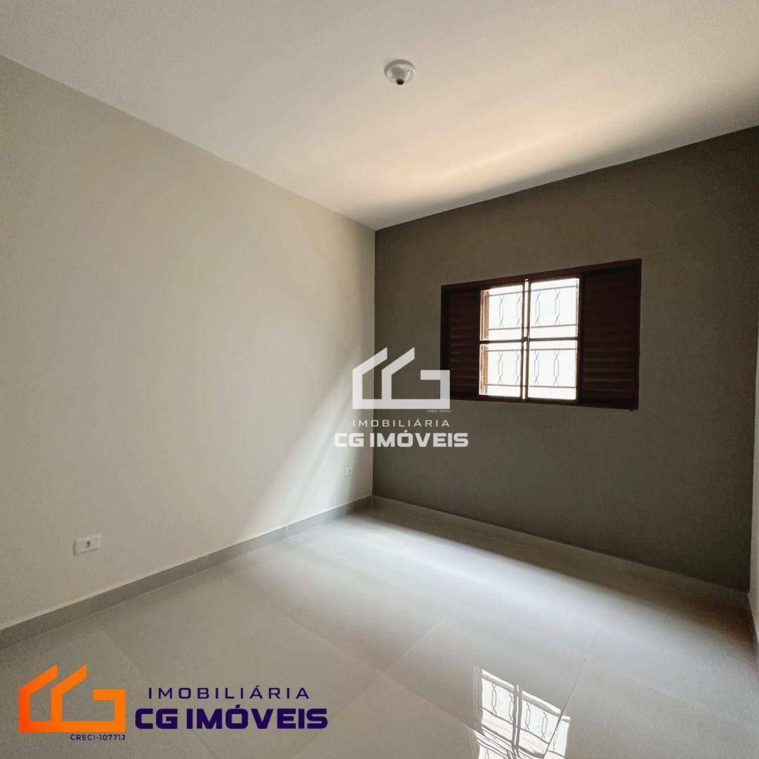 Casa à venda com 3 quartos, 90m² - Foto 5