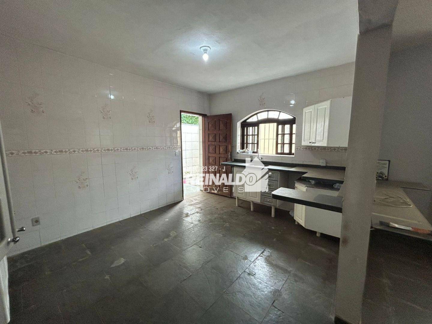 Casa à venda com 3 quartos, 215m² - Foto 10