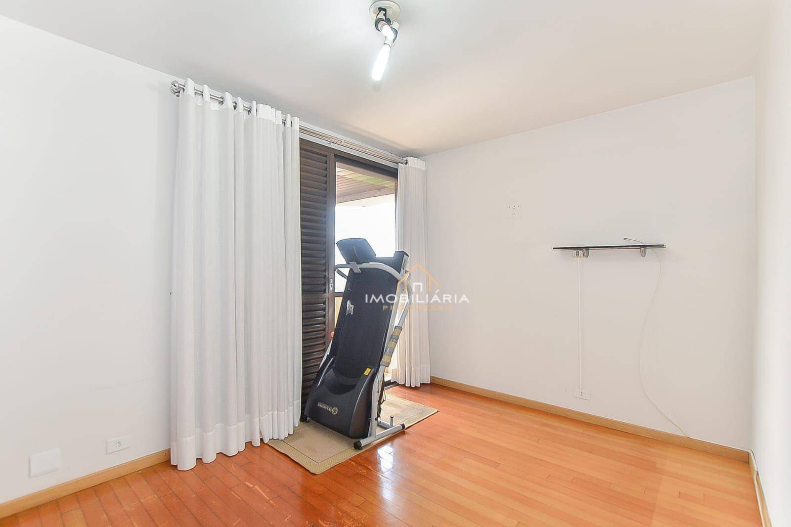 Apartamento à venda com 3 quartos, 179m² - Foto 19