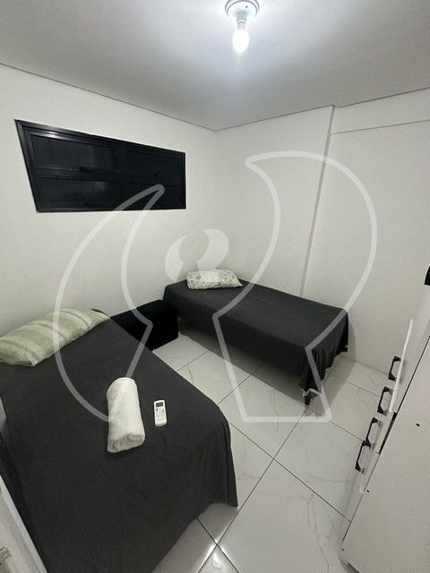 Apartamento à venda com 2 quartos, 66m² - Foto 15