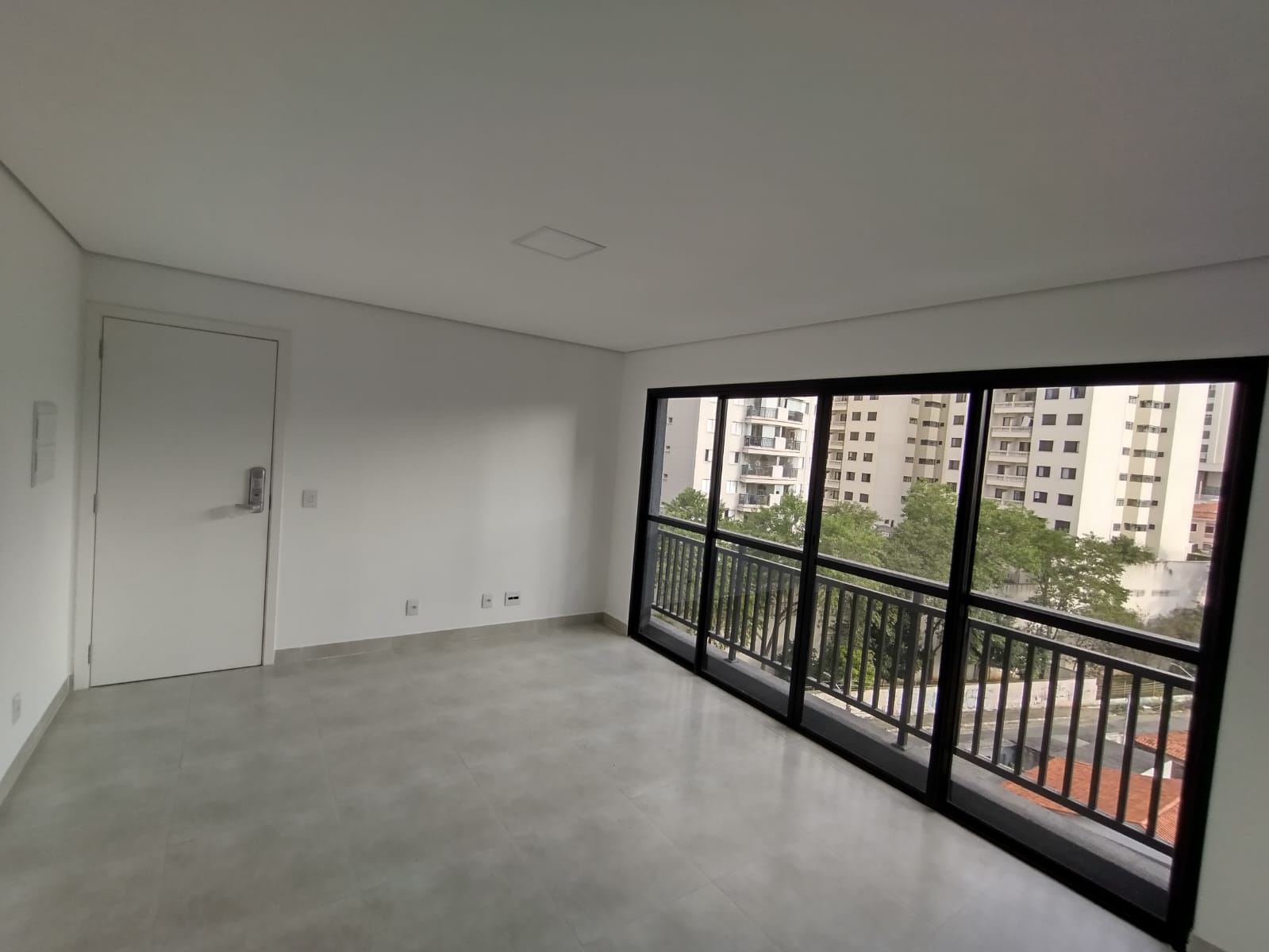 Apartamento à venda com 2 quartos, 100m² - Foto 15