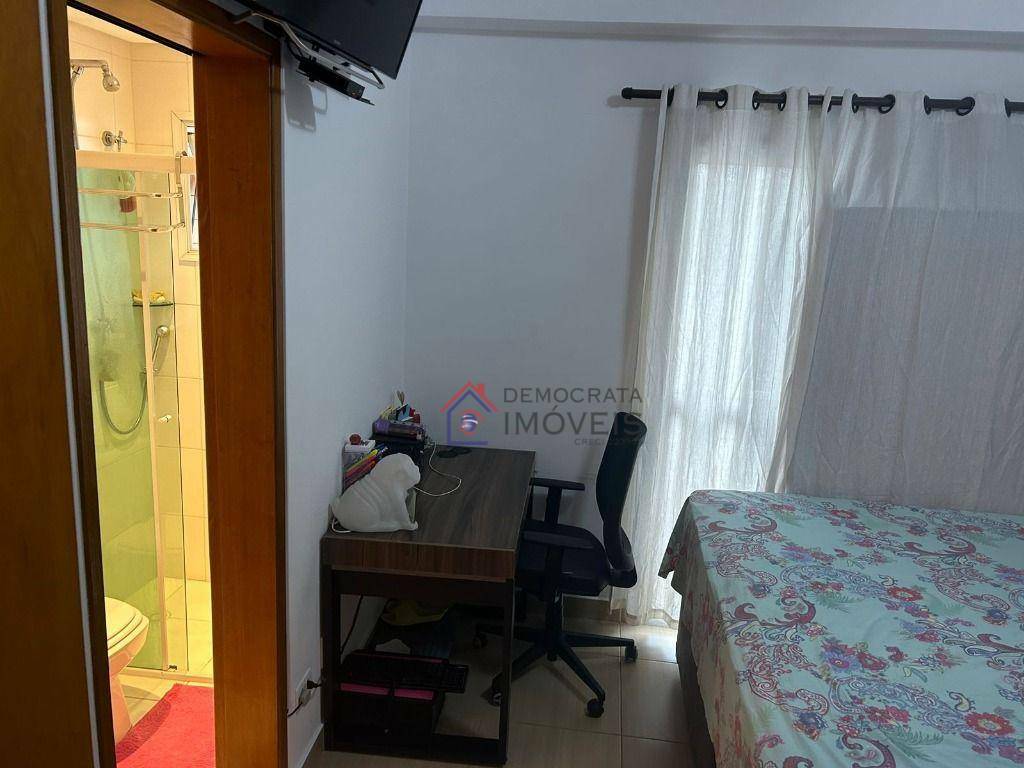 Apartamento à venda com 2 quartos, 67m² - Foto 9