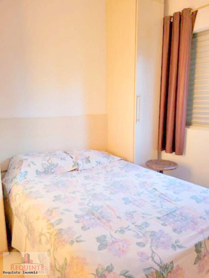 Apartamento à venda com 2 quartos, 51m² - Foto 16