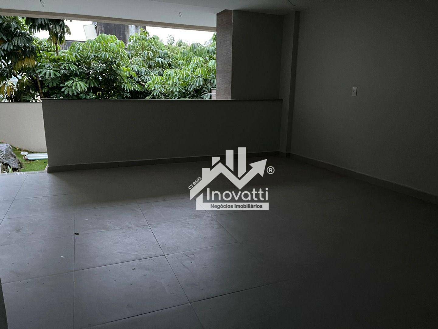 Casa de Condomínio à venda com 3 quartos, 320m² - Foto 4