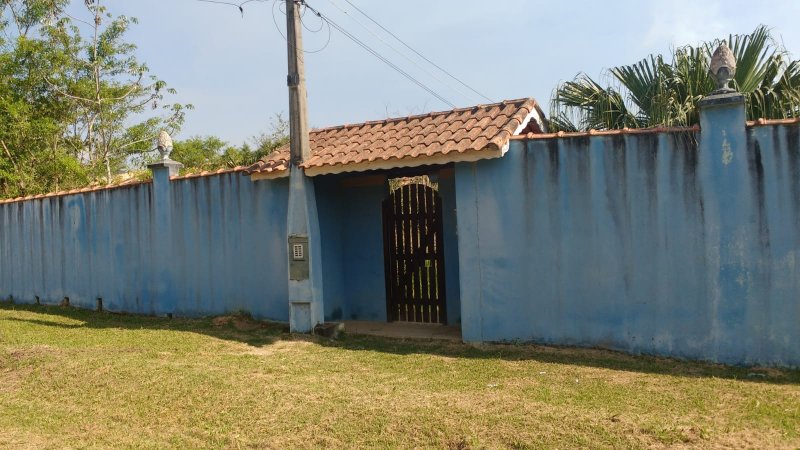 Fazenda à venda com 6 quartos, 500m² - Foto 2