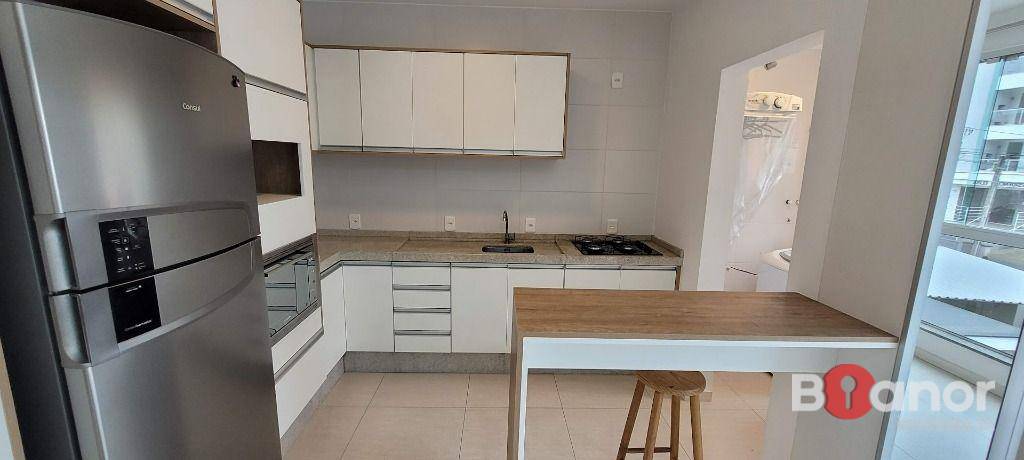 Apartamento para alugar com 2 quartos, 68m² - Foto 7