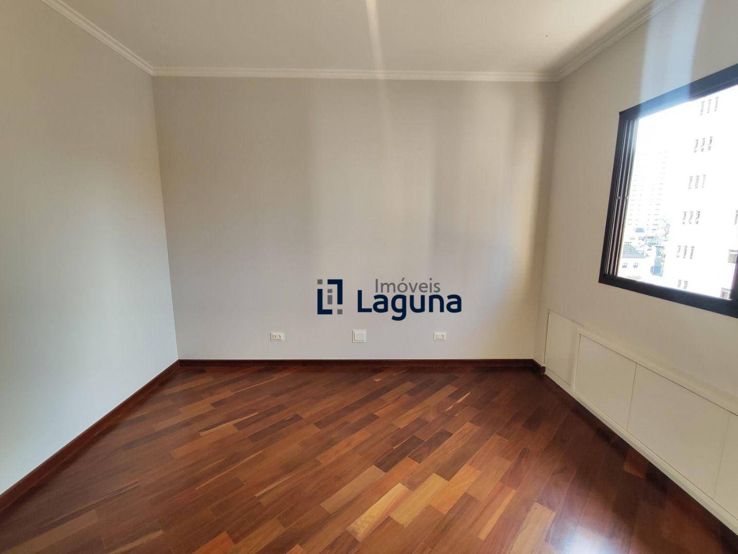 Apartamento à venda e aluguel com 3 quartos, 160m² - Foto 11